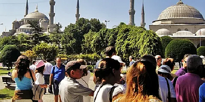 İstanbul'da Yabancılara Oturma İzni Durduruldu.